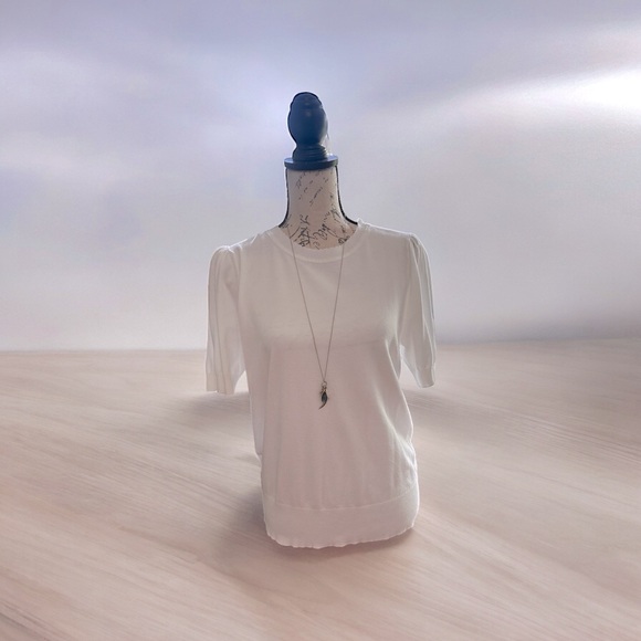 LOFT Tops - LOFT White Short Sleeve puffed shoulder top Large